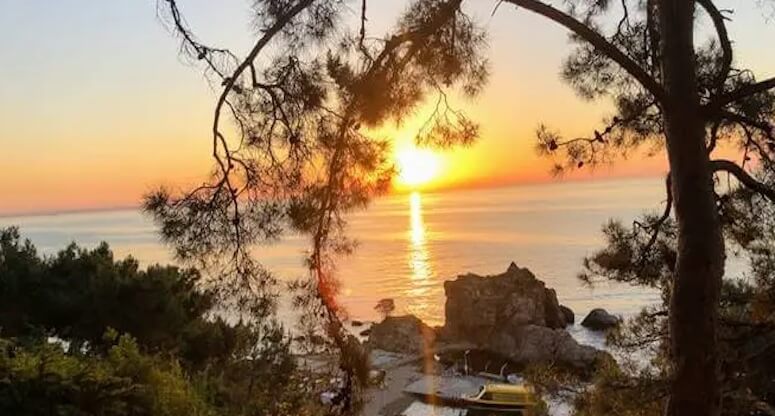 İstanbul Adalar Gezilecek Yerler