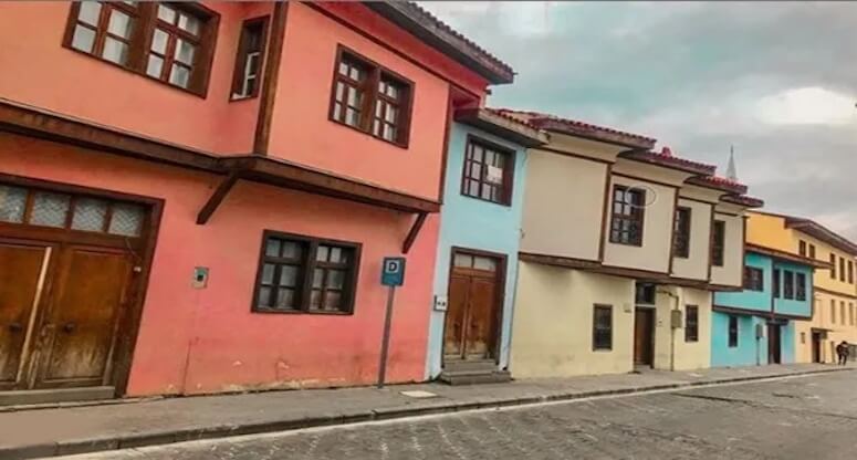 Uşak Gezilecek Yerler