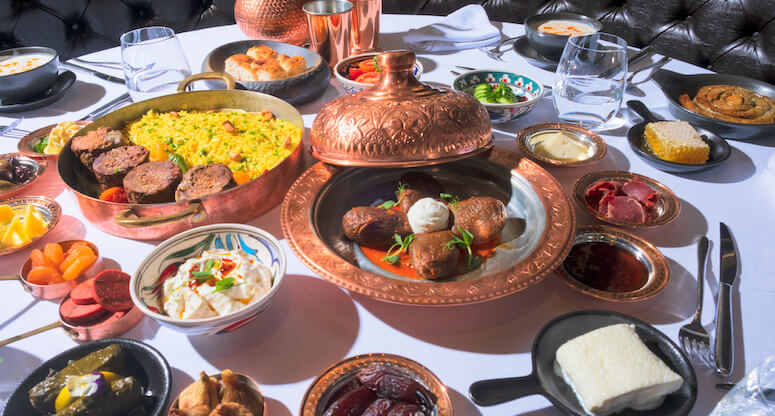 Hilton Istanbul Maslak, 5 farklı iftar menüsü ile Ramazan’ı karşılıyor
