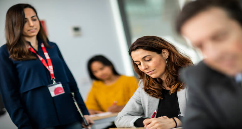 Yurt Dışında Yaşama Eğitim Alma veya Çalışma Fırsatı