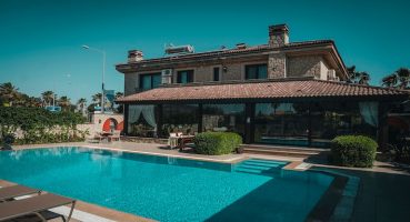 Muup Alaçatı'nın Nostaljik Atmosferinde Tatilin Keyfini Çıkarın