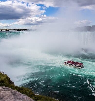 Dünyanın En Etkileyici Şelaleleri: Doğanın İhtişamıyla Buluşma