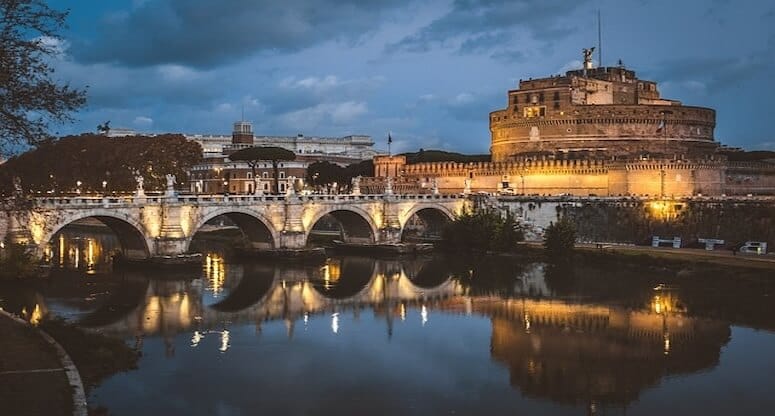 Gezilecek Yerler Ne Demek