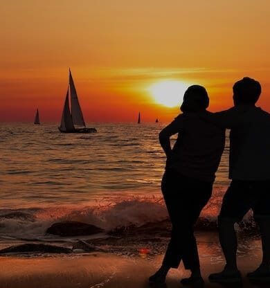 Romantik Balayı için Uygun Saklı Plajlar