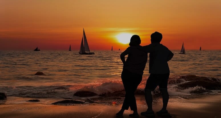 Romantik Balayı için Uygun Saklı Plajlar