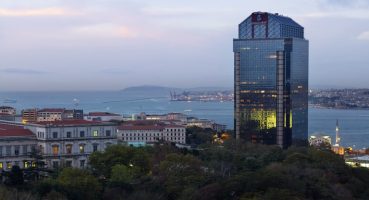 The Ritz-Carlton, Istanbul’a Condé Nast Traveler The Readers’ Choice 2023 Ödülü