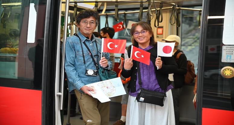Kruvaziyer Yolcuları İçin Özel Tramvay Seferi