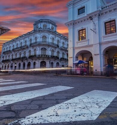 Ekvador Gezilecek Yerler: Eşsiz Doğa ve Kültür Harikası