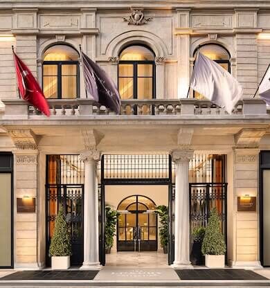 İstanbul'un Sanasaryan Hanı: Lüks ve Kültür