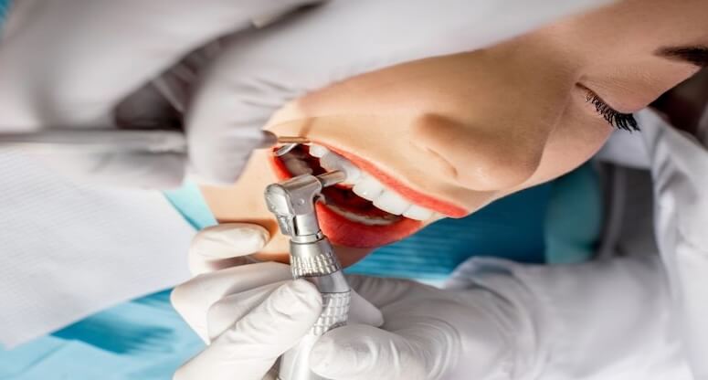 Diş Taşı Temizliği Nedir ve Neden Önemlidir