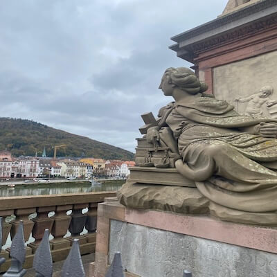 Almanya’nın Romantik Şehri Heidelberg: Gezi Rehberi