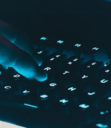 Asla Güvenme, Her Zaman Doğrula: Şirketler İçin Parola Güvenliği Alarmı