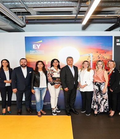 Kadın Girişimciler Küresel Arenaya Hazır