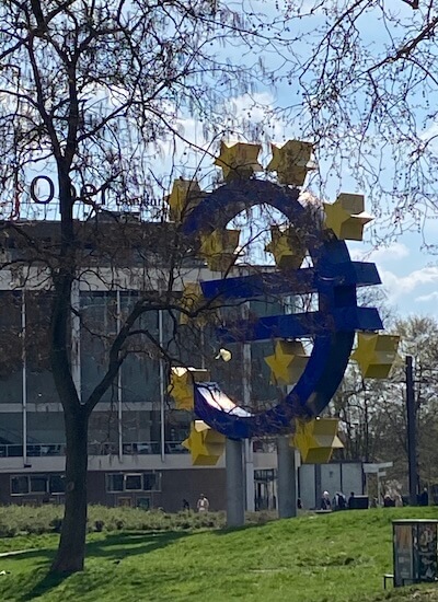 Marburg ve Frankfurt Gezi Rehberi